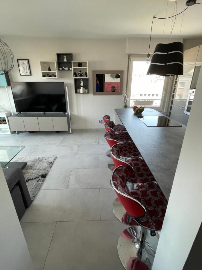 Guest Room "We Are With You In This Flat" Strasbourg Ngoại thất bức ảnh
