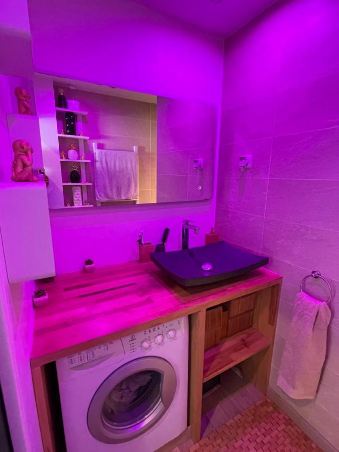 Guest Room "We Are With You In This Flat" Strasbourg Ngoại thất bức ảnh
